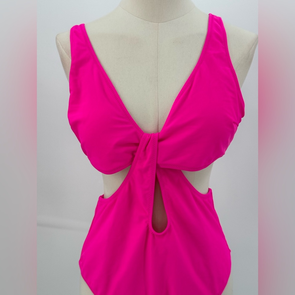 Live Life On The Beach Hot Pink Cut-Out One Piece Plunge Knot Front Swimwear - Picture 4 of 11